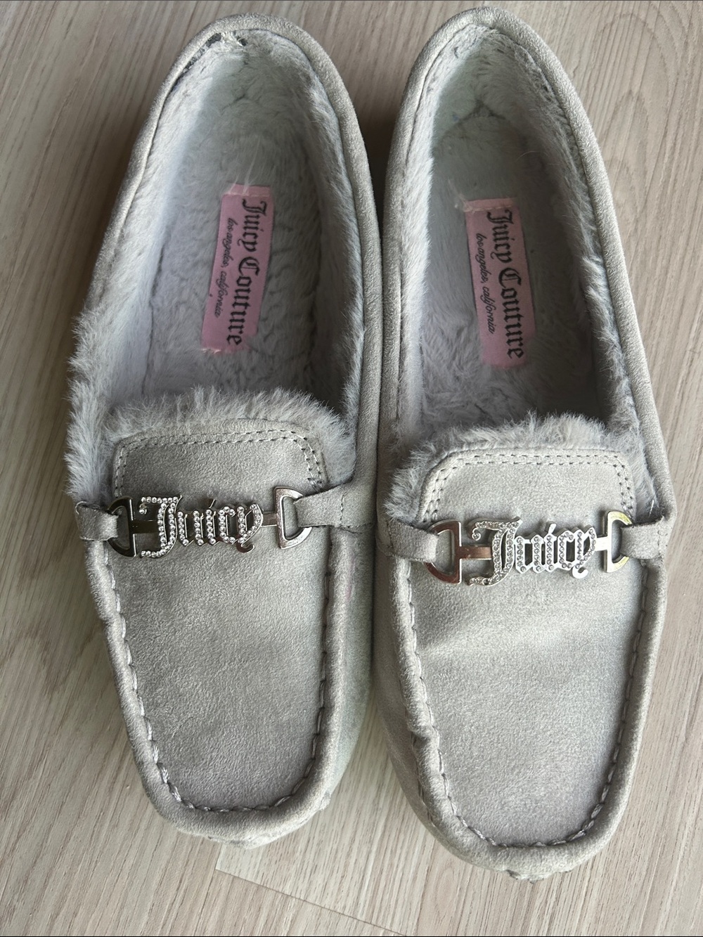 Juicy Couture Intoit Suede Loafers Faux Fur Lining Silver Slip On Comfort Casual